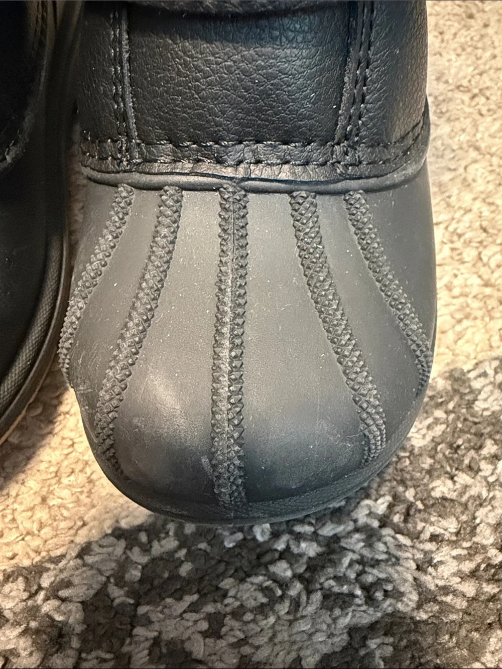 Target Cat & Jack kids’ fleece-lined winter boots, black / grey, size 11 EUC!